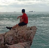 Au Yong