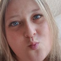 Pili