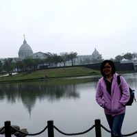 Leong